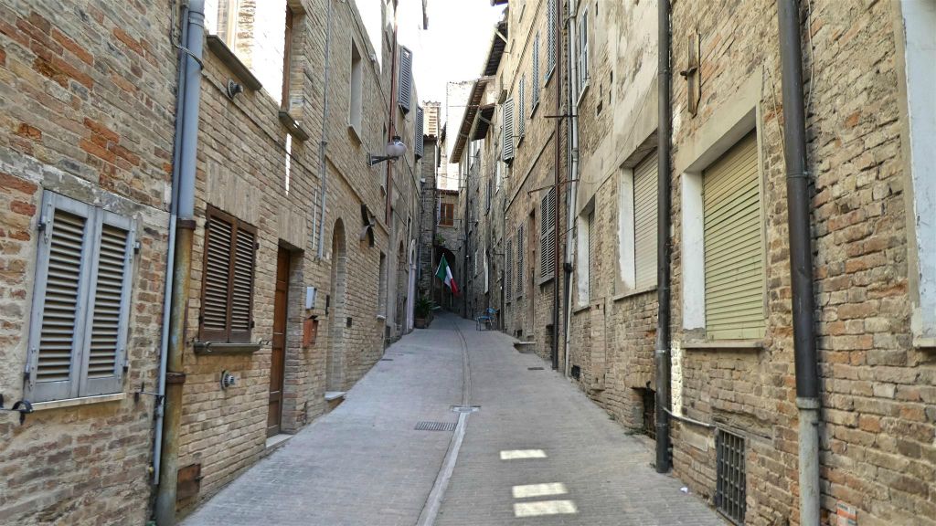 URBINO - een steeg