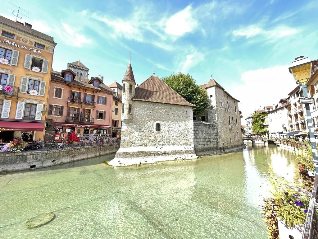 ANNECY - het Palais de l'Ile