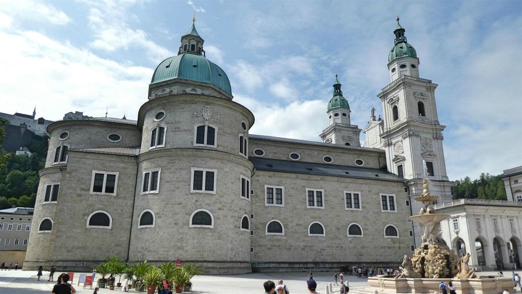 SALZBURG - de dom van Salzburg